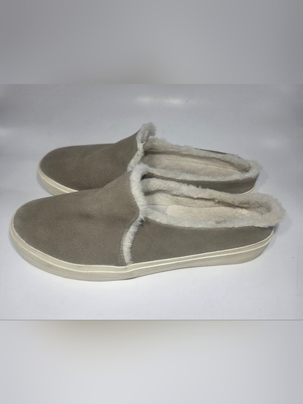STAHEEKUM Women's Faux Fur Lined Slip-On Slippers Gray Size 9 Casual Comfort - Picture 2 of 4